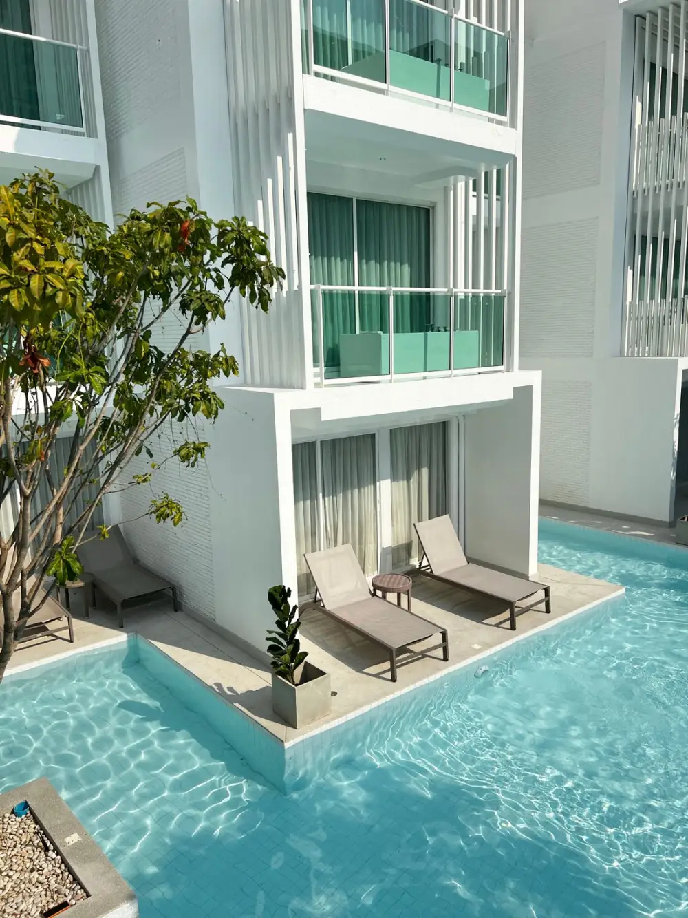 Apartment complex with swimming pool